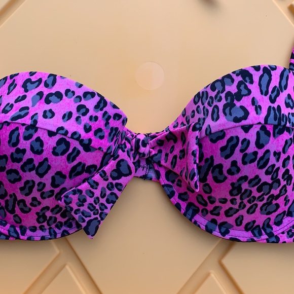Victoria‘s Secret bathing suit top - Picture 2 of 8
